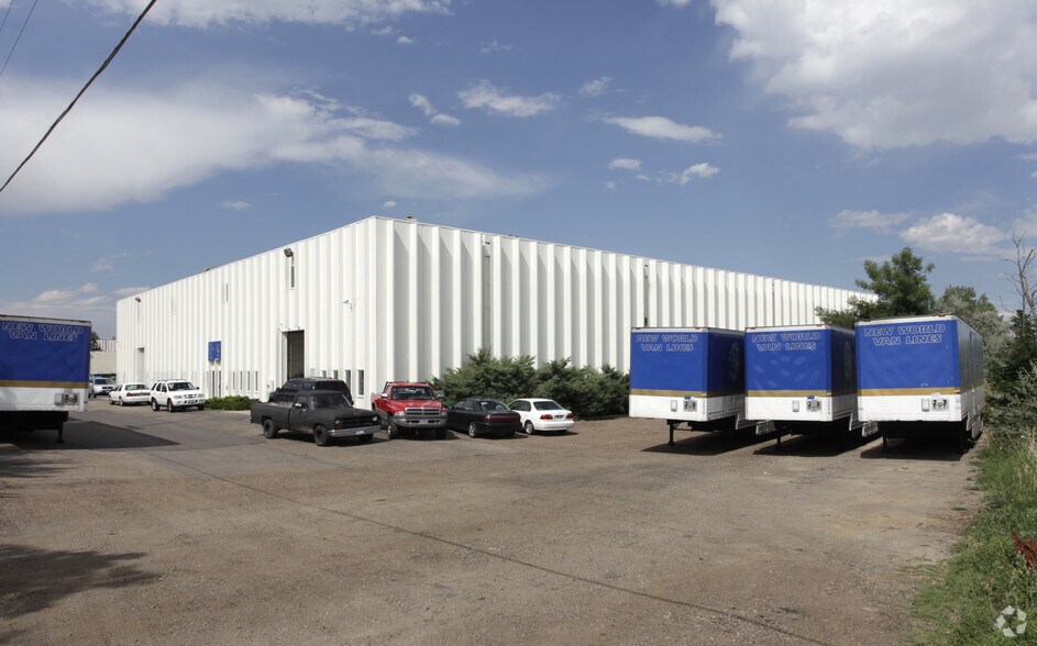 More Photos Of 4950 Oak St, Wheat Ridge Warehouse For Sale