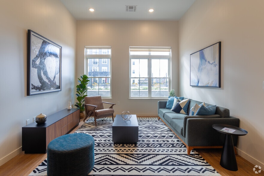 More Photos Of 75 Canal St, Manchester Apartments For Lease