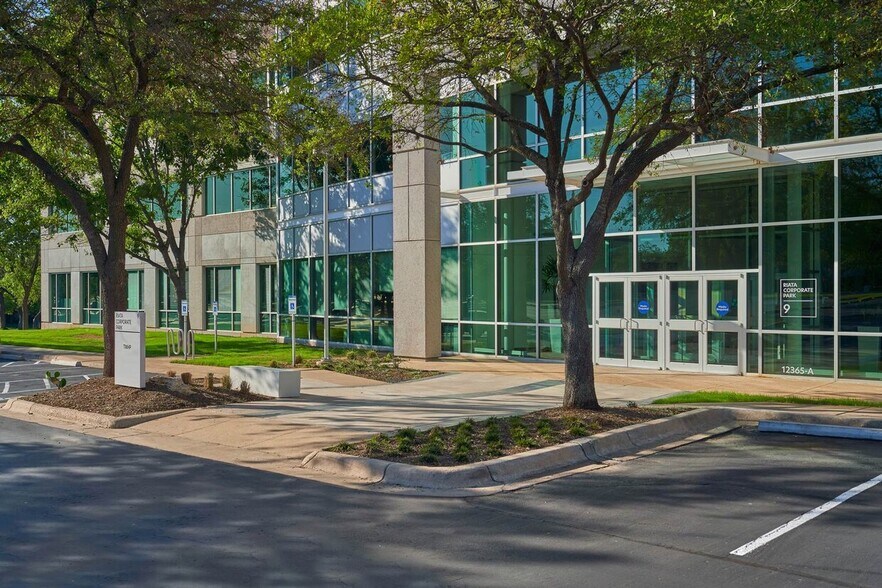 Primary Photo Of 12357-C Riata Trace Pky, Austin Unknown For Lease