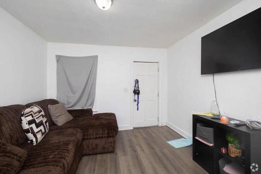 More Photos Of 408 Roosevelt Ave, Endicott Multifamily For Sale