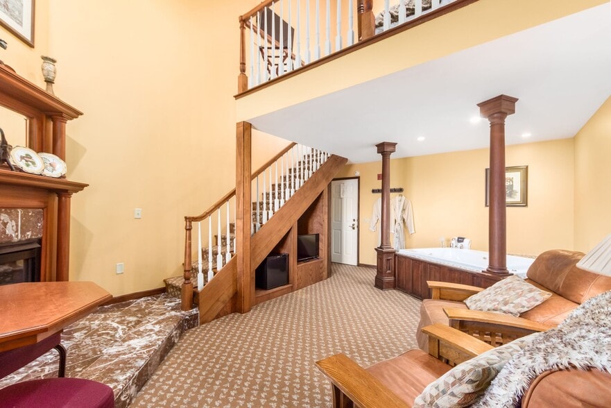 More Photos Of 1601 State Route 4, Bucyrus Hospitality For Sale