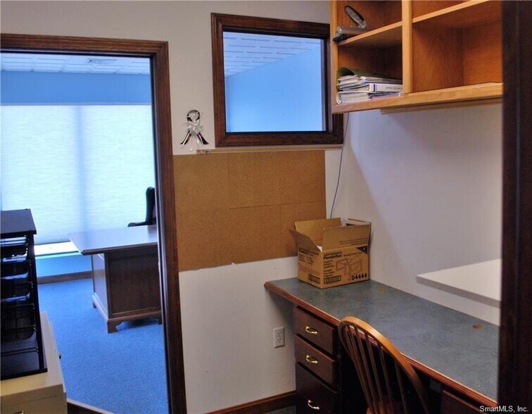 More Photos Of 20 S Anguilla Rd, Pawcatuck Office For Sale