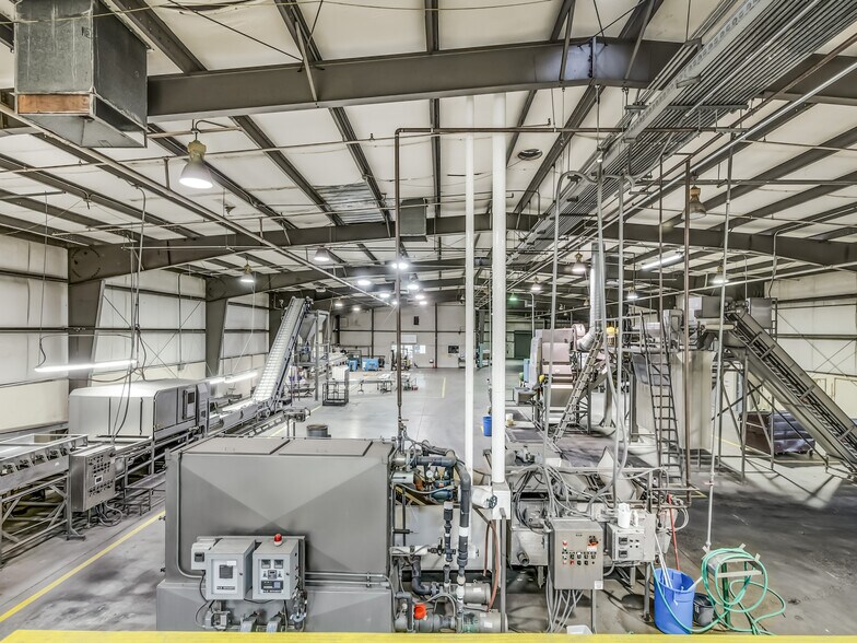 More Photos Of 661 L St, Sanger Refrigeration Cold Storage For Sale