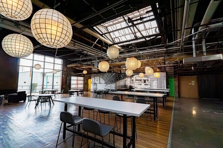 More Photos Of 150 Broadway, Menands Office For Lease