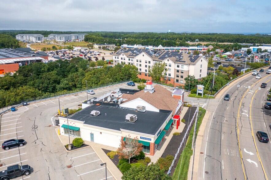 More Photos Of 47-53 Long Pond Rd, Plymouth Restaurant For Lease