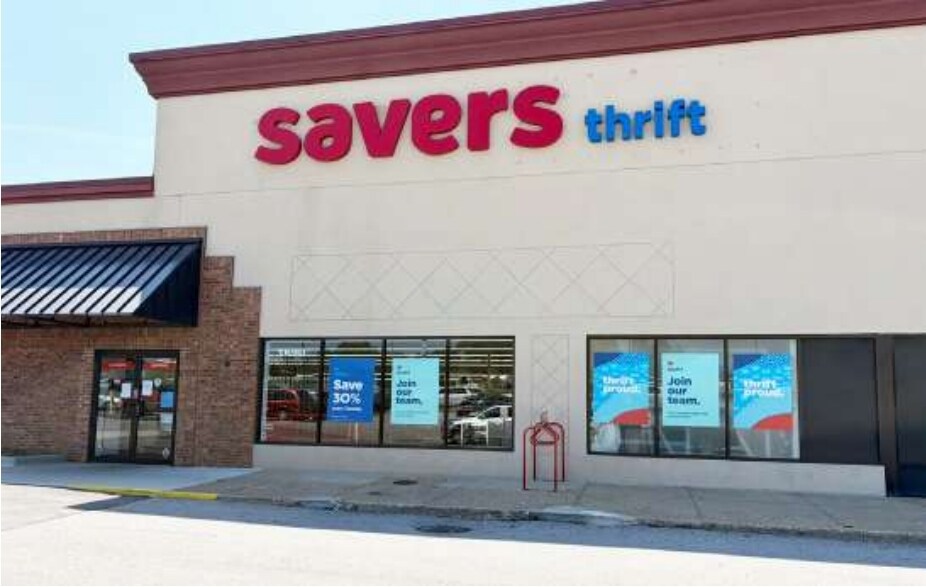 More Photos Of 1552-1652 Country Club Plaza Dr, Saint Charles Freestanding For Lease
