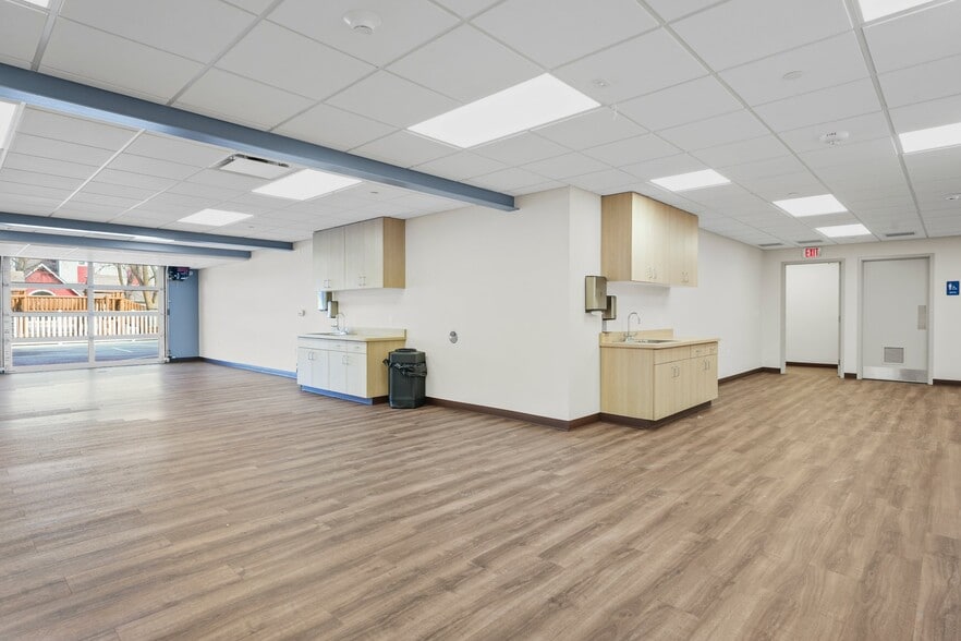 More Photos Of 7610 Mineral Point Rd, Madison Daycare Center For Lease