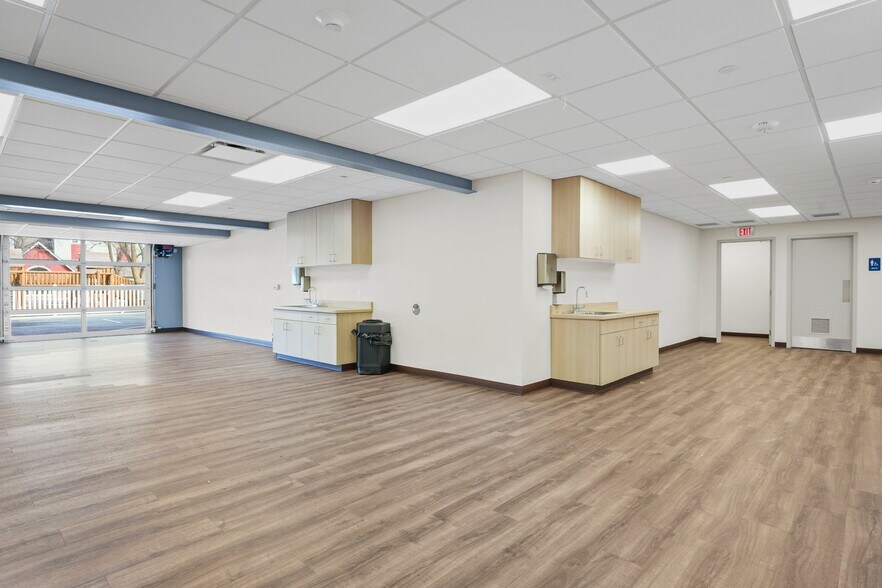 More Photos Of 7610 Mineral Point Rd, Madison Daycare Center For Sale