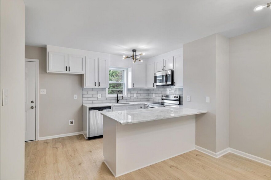 More Photos Of 383 E Williams St, Angier Multifamily For Sale