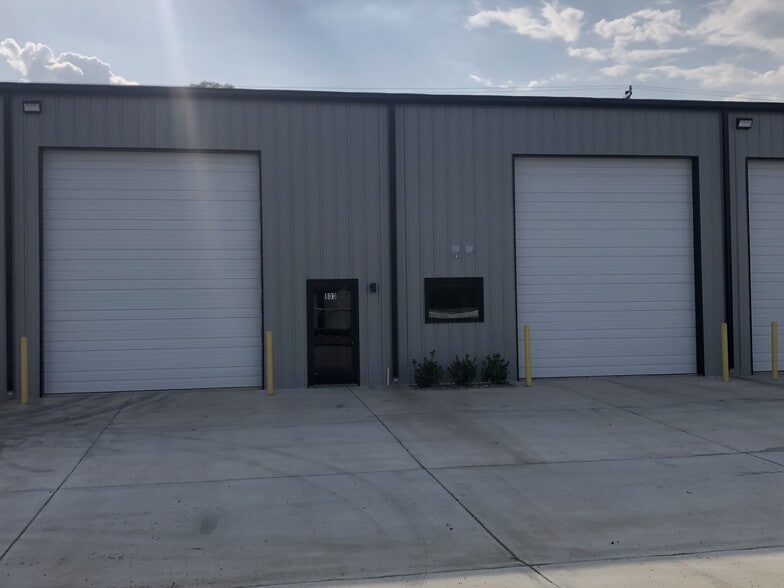 More Photos Of 7315 Gibson Cemetery Rd, Mansfield Unknown For Lease