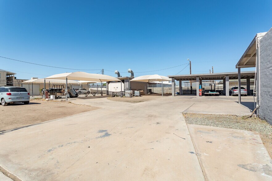 More Photos Of 201 W 24th St, Yuma Industrial For Sale