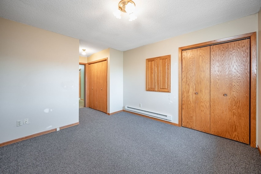 More Photos Of 311 S Nicollet St, Blue Earth Healthcare For Sale