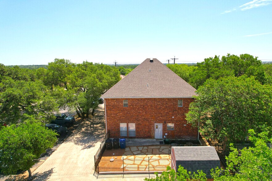 More Photos Of 13003 Jones Maltsberger Rd, San Antonio Loft Creative Space For Lease