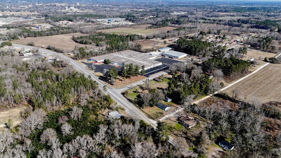 More Photos Of 225 Woodbine Dr, Orangeburg Manufacturing For Lease