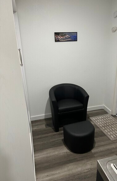 More Photos Of 2201 E Cactus Rd, Phoenix Apartments For Sale