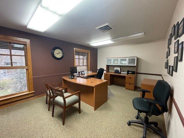 More Photos Of 201 E Center St, Provo Bank For Lease