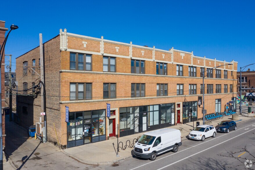 More Photos Of 1403-1411 W Irving Park Rd, Chicago Apartments For Lease