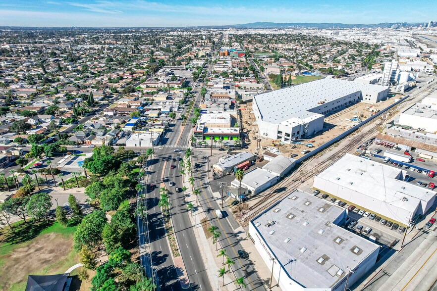 More Photos Of 5005 E Slauson Ave, Vernon Warehouse For Sale