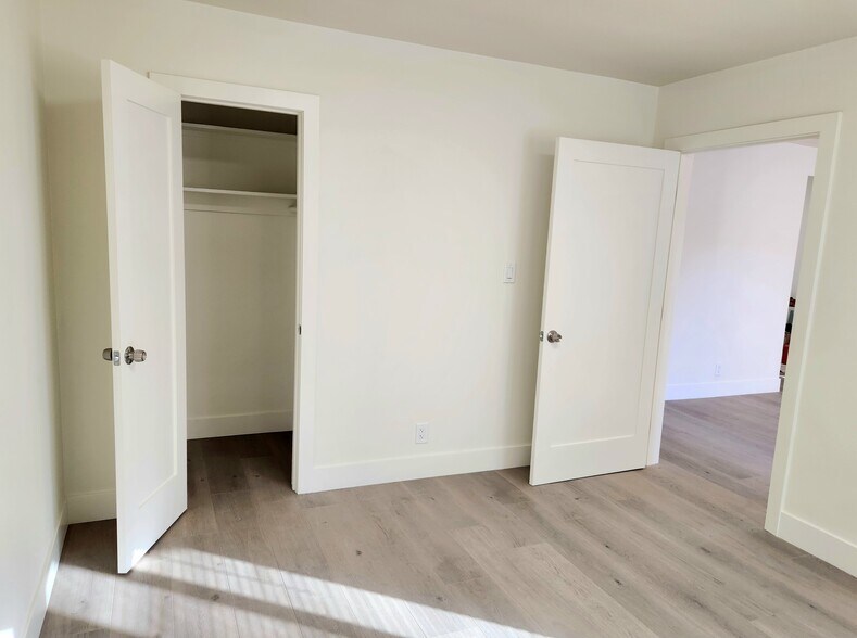 More Photos Of 1511 Pontius Ave, Los Angeles Loft Creative Space For Lease