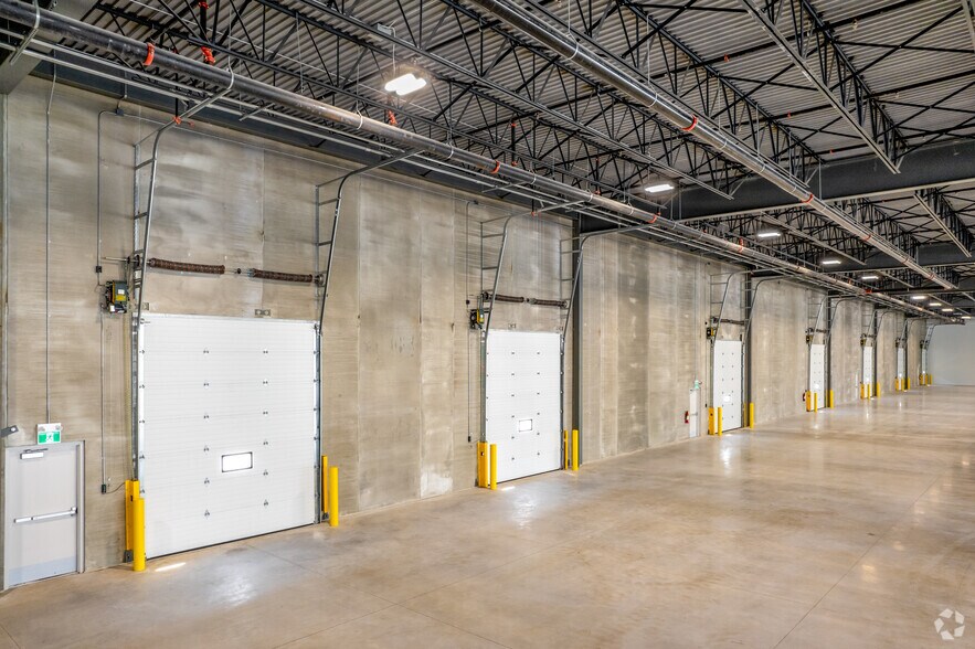 More Photos Of 3540 Wyecroft Rd, Oakville Unknown For Sale