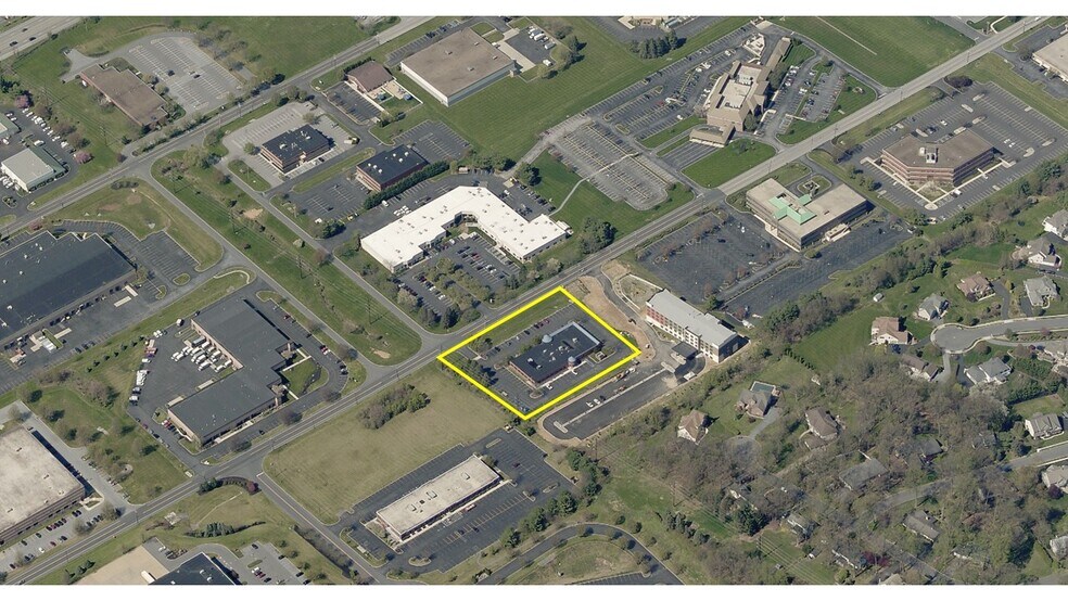 More Photos Of 5021 Louise Dr, Mechanicsburg Office For Sale