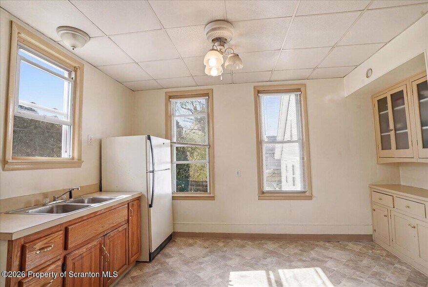 More Photos Of 1392 N Washington Ave, Scranton Restaurant For Sale