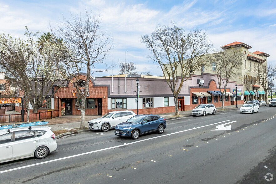 Primary Photo Of 703-711 Main St, Woodland Storefront Retail Office For Lease