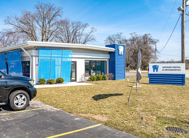 More Photos Of 14911 In-23, Granger Auto Repair For Sale