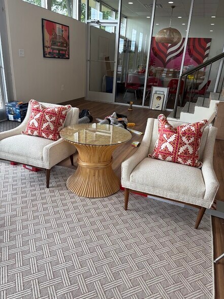 More Photos Of 1344 13th Ave, Columbus Coworking Space