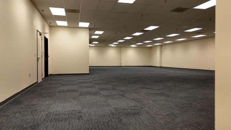 More Photos Of 8955 Drennan Rd, Colorado Springs Flex For Lease
