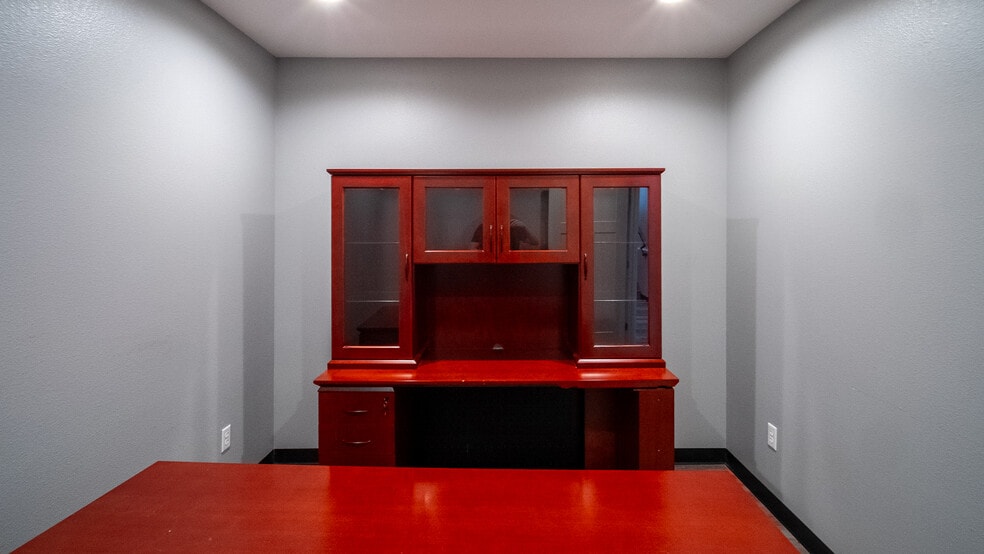 More Photos Of 5931 Bandel Rd NW, Rochester Self Storage For Lease