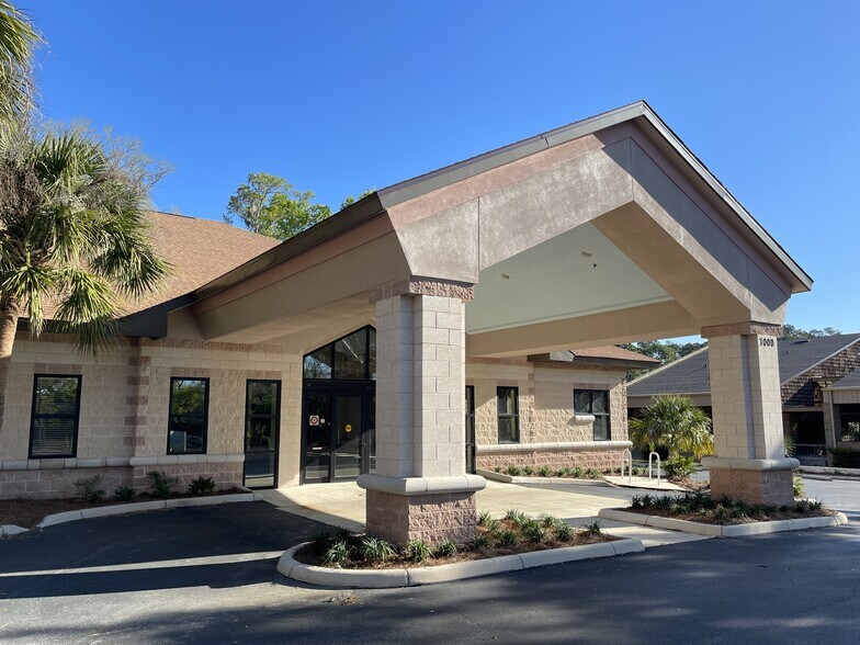 More Photos Of 7000 NW 11th Pl, Gainesville Medical For Lease