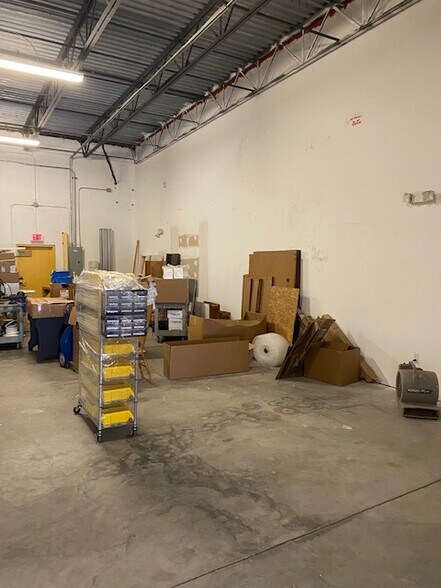 More Photos Of 1075 Innovation Ave, North Port Unknown For Lease