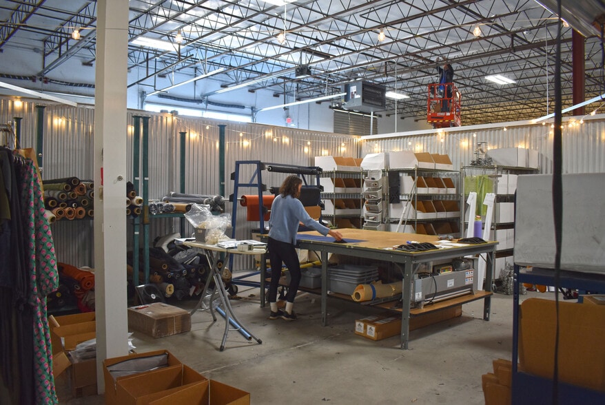 More Photos Of 1133 Polk Ave, Nashville Light Distribution For Lease