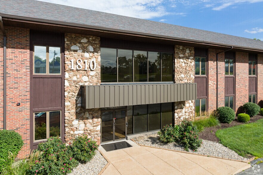 More Photos Of 1810 Craig Rd, Saint Louis Office For Lease