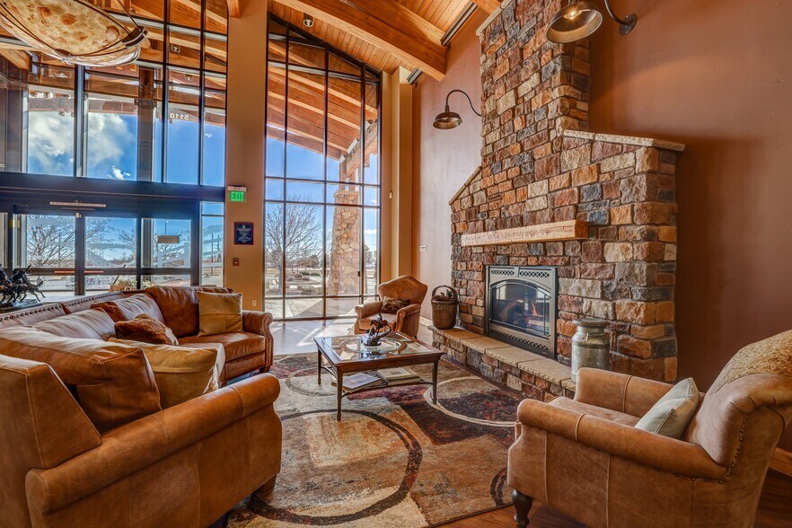 More Photos Of 5110 Edison Ave, Colorado Springs Office For Sale