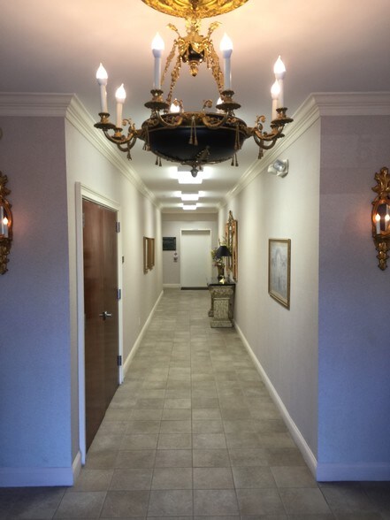 More Photos Of 5816 Creedmoor Rd, Raleigh Office For Lease