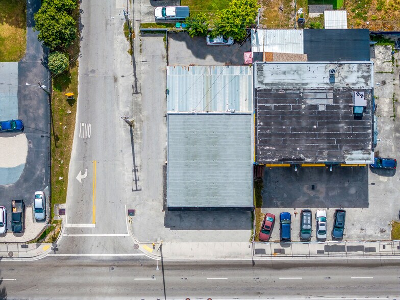 More Photos Of 3000 NW 79th St, Miami Auto Repair For Sale