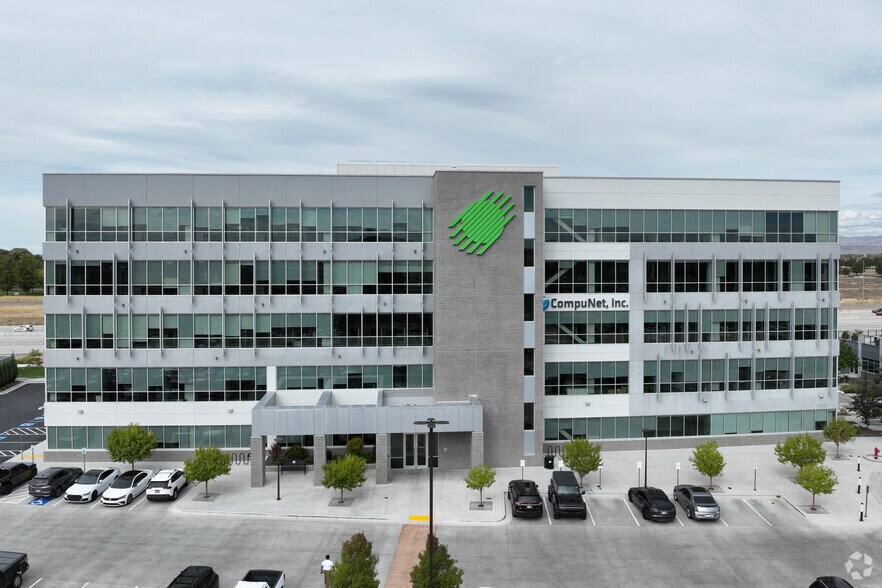 More Photos Of 1111 S Silverstone Way, Meridian Office For Lease
