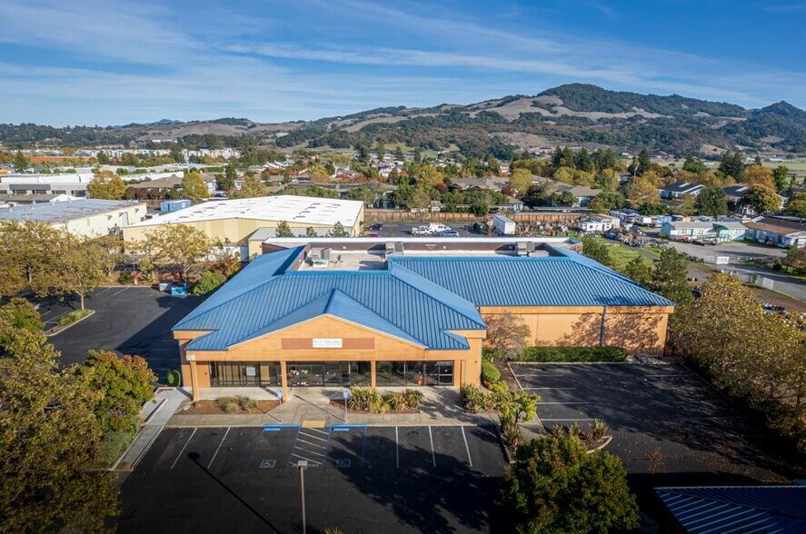 More Photos Of 2720 Santa Rosa Ave, Santa Rosa Freestanding For Lease