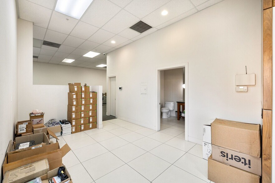 More Photos Of 75090 St. Charles Pl, Palm Desert Warehouse For Lease