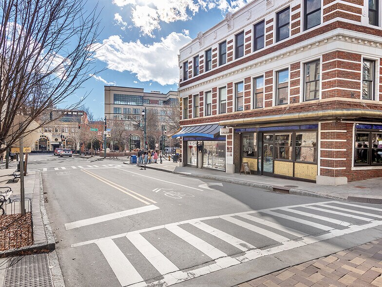 More Photos Of 14-20 Haywood St, Asheville Storefront Retail Office For Sale