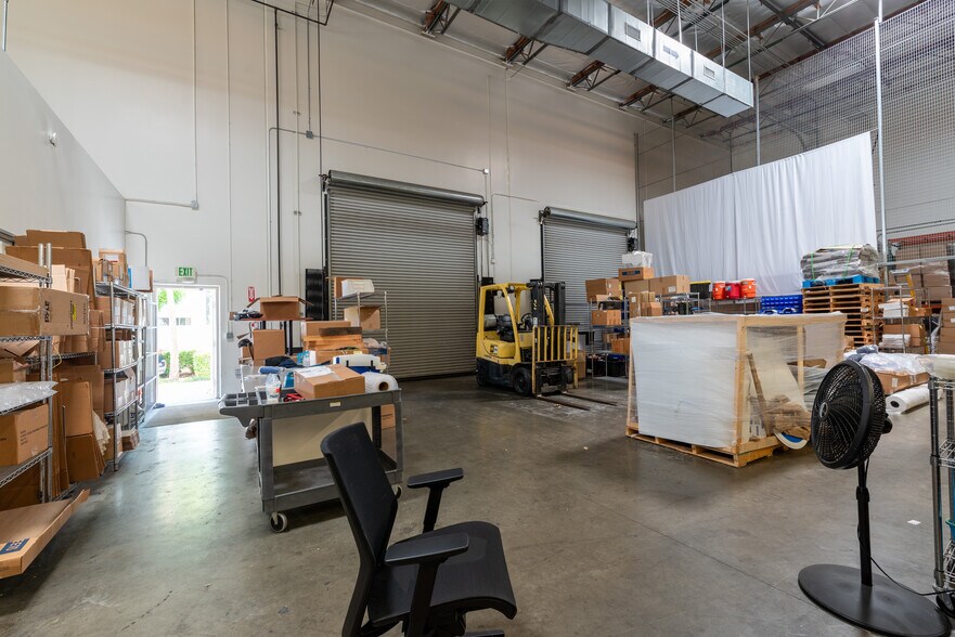 More Photos Of 18 Bunsen, Irvine Research And Development For Lease