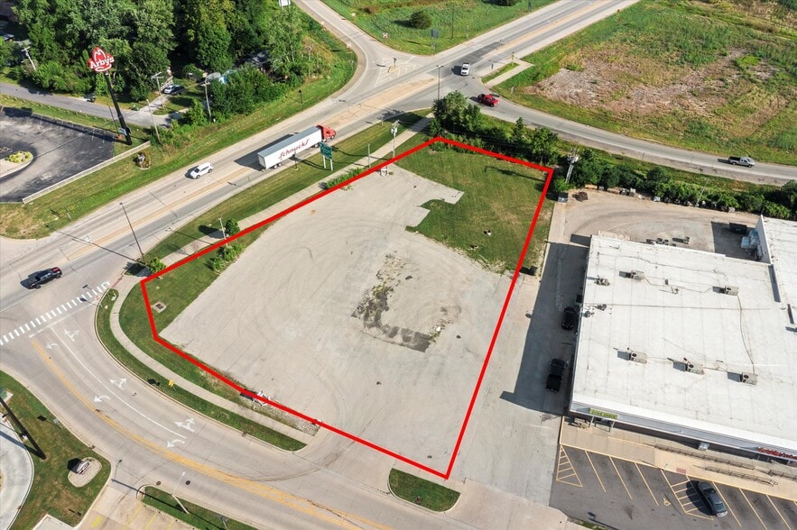 Primary Photo Of 700 Eastwood Dr, Mahomet Land For Sale