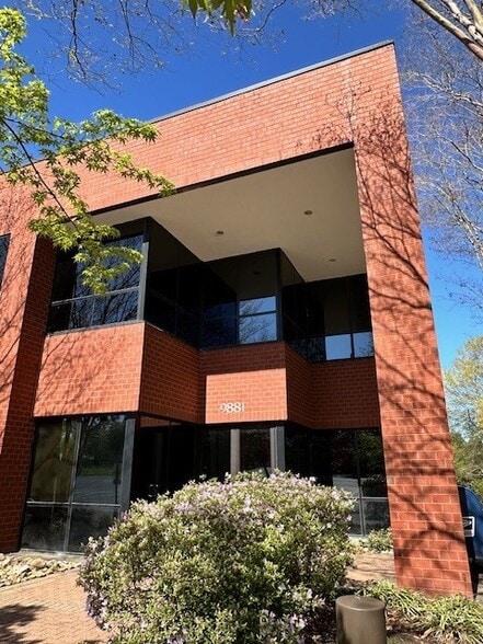 More Photos Of 9881 Mayland Dr, Richmond Office For Lease