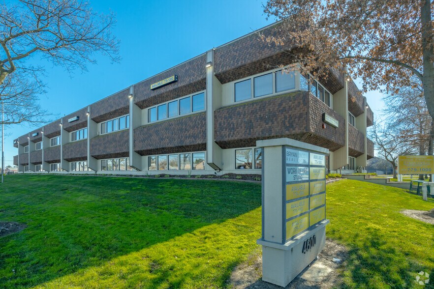 More Photos Of 4600 47th Ave, Sacramento Office For Lease