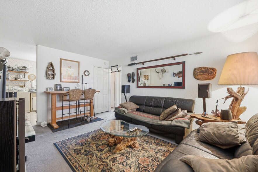 More Photos Of 218 19th Ave N, Jacksonville Beach Apartments For Sale