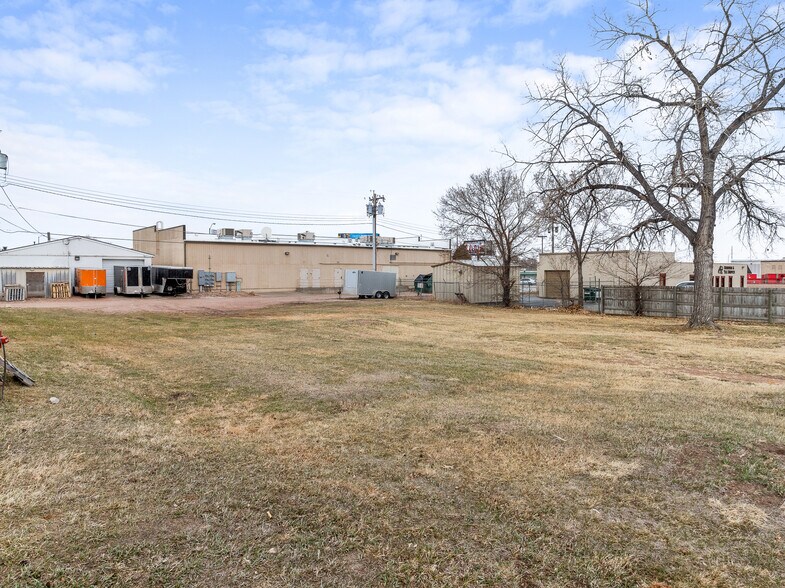More Photos Of 1202 E St. Francis St, Rapid City Warehouse For Sale
