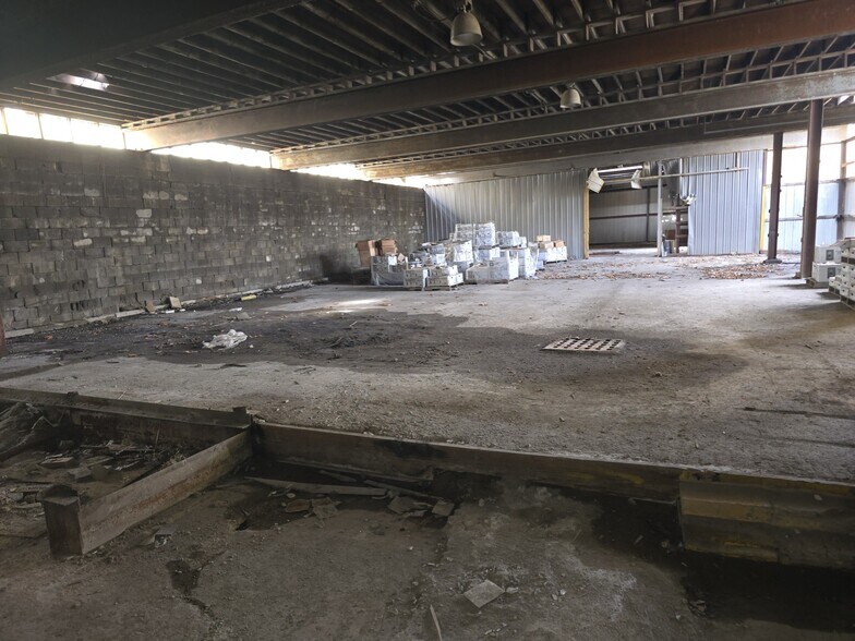 More Photos Of , New Windsor Township Industrial For Sale
