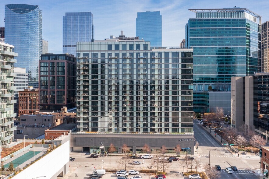 More Photos Of 123 N Desplaines St, Chicago Apartments For Lease